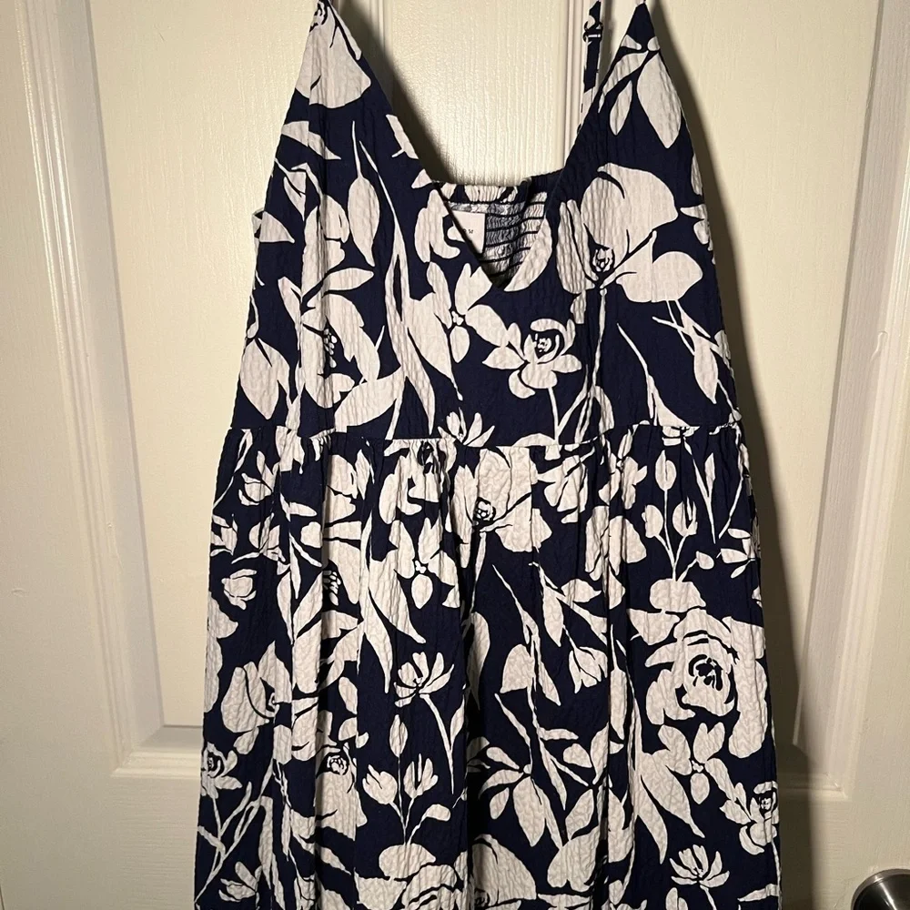 a new day Seersucker Maxi Navy and White Floral Dress Cotton Blend